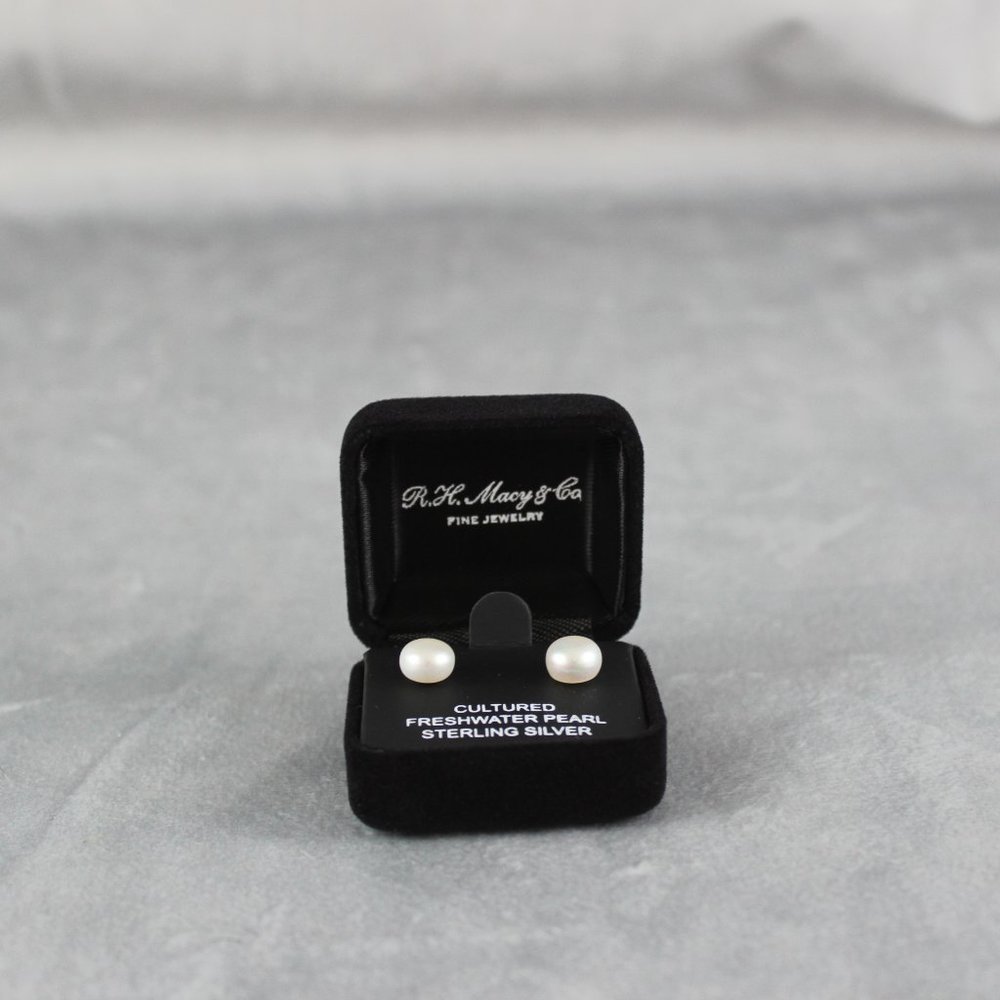 Freshwater Pearl Sterling Silver Earring